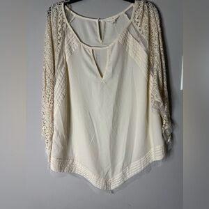 white print-blocked scarf top